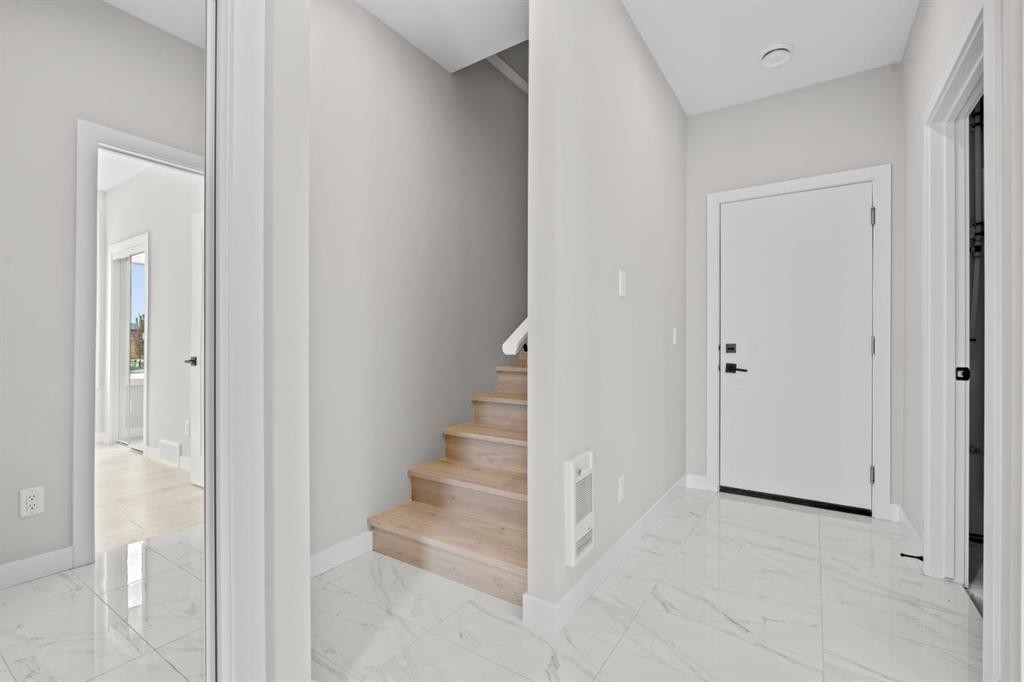 203-8155 8 Avenue Sw, Calgary, AB