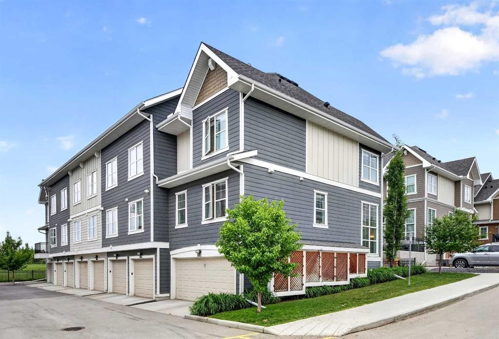 903 Cranbrook Walk Se, Calgary, AB
