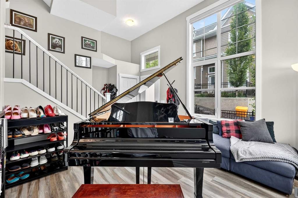 903 Cranbrook Walk Se, Calgary, AB