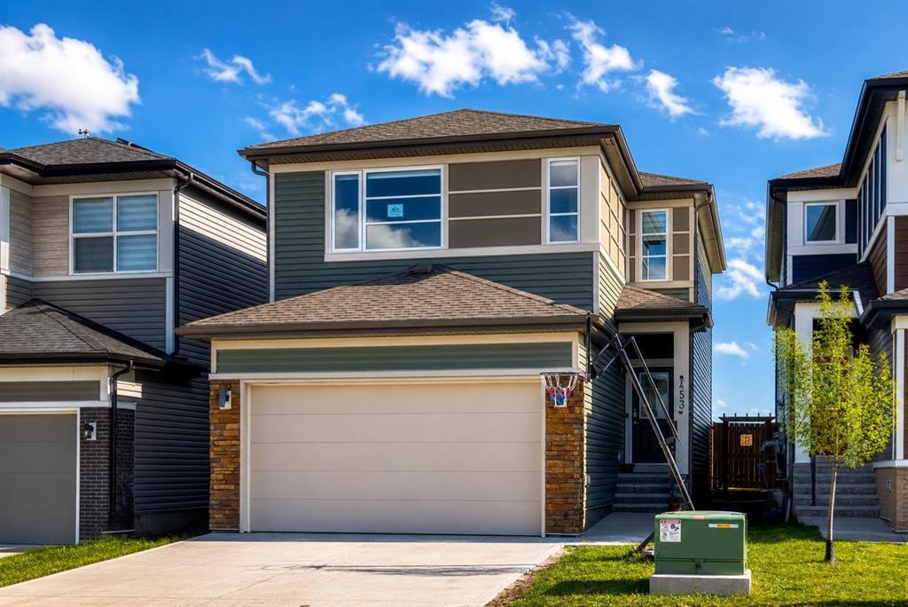 453 Corner Meadows Way Ne, Calgary, AB