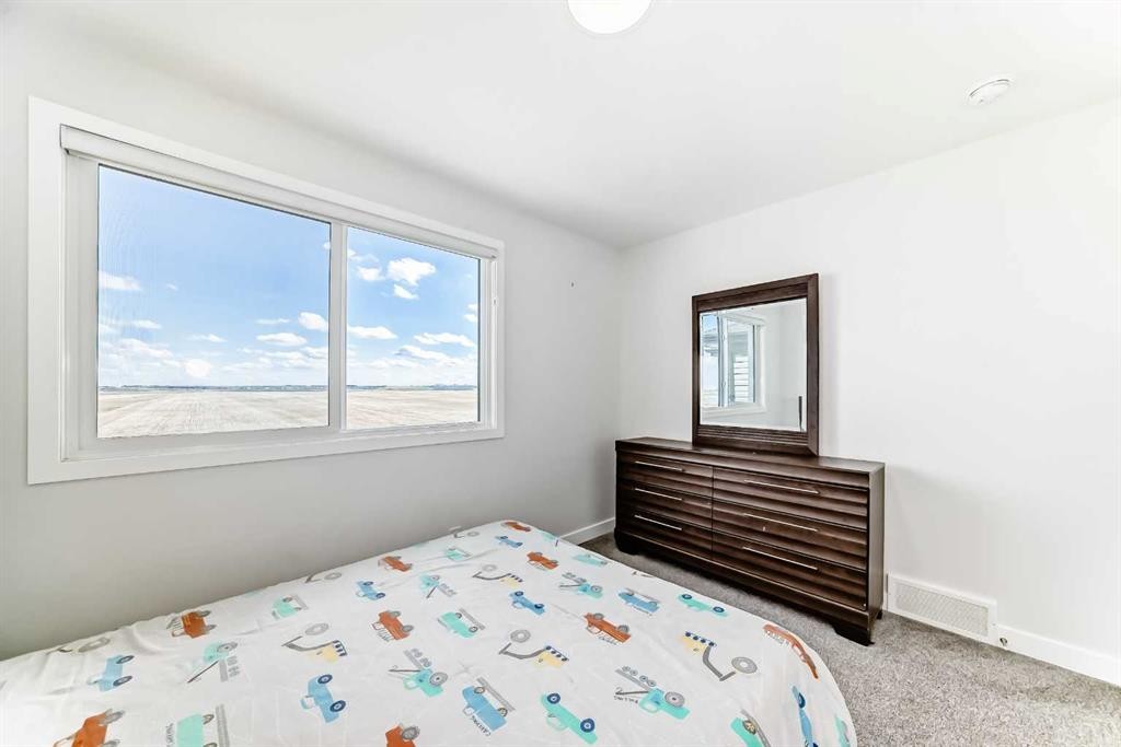 453 Corner Meadows Way Ne, Calgary, AB