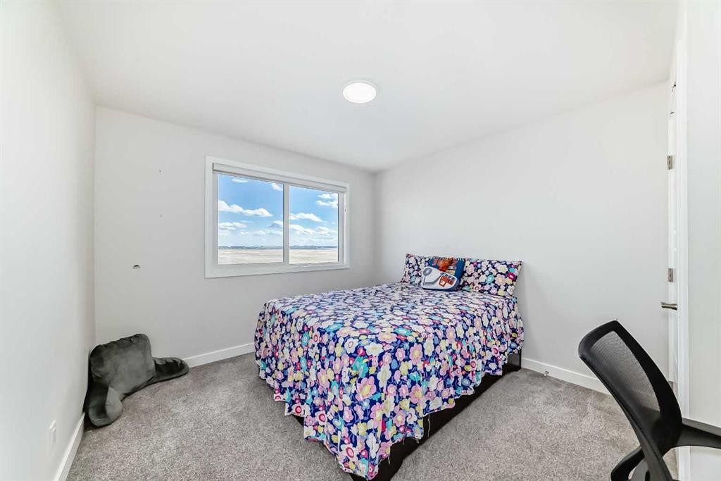 453 Corner Meadows Way Ne, Calgary, AB
