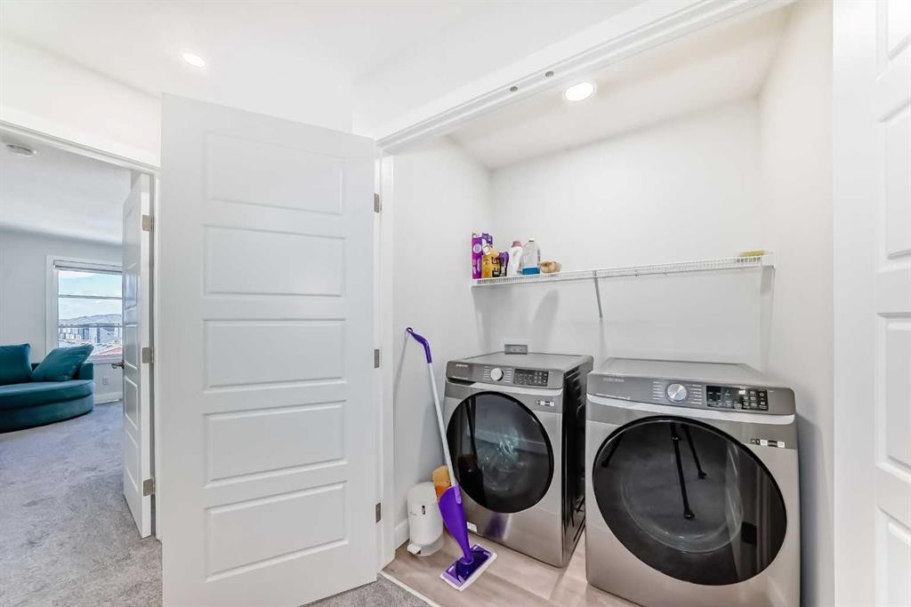 453 Corner Meadows Way Ne, Calgary, AB