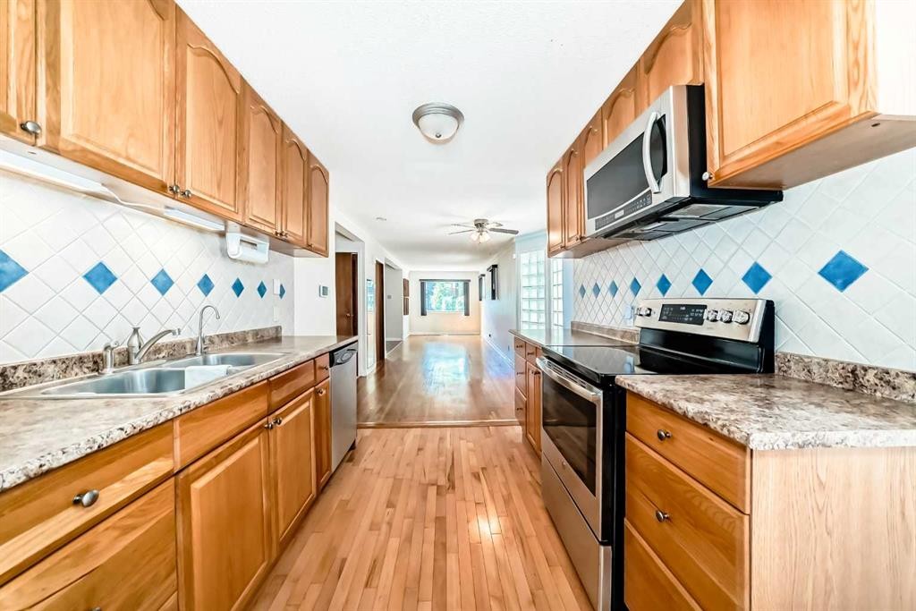 334 3 Avenue Ne, Calgary, AB