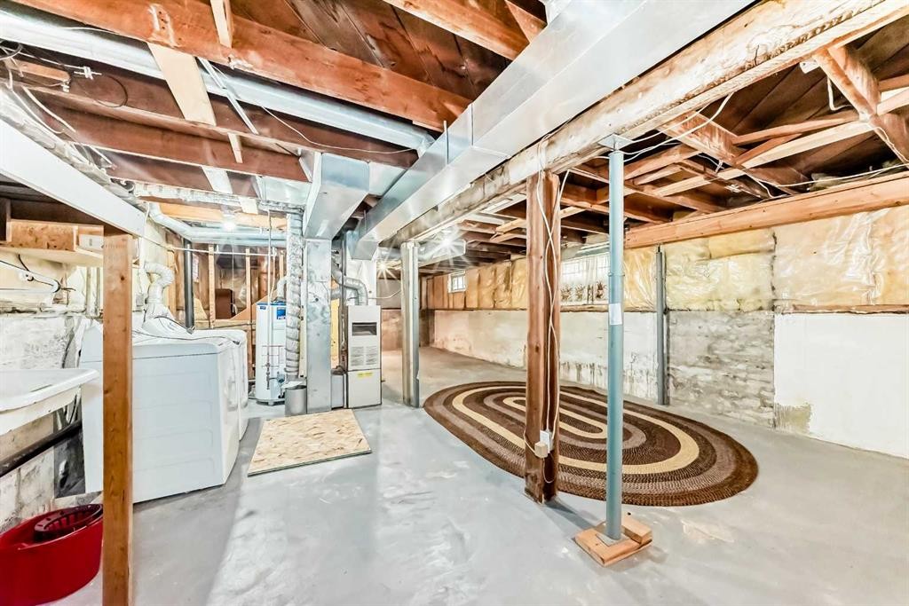 334 3 Avenue Ne, Calgary, AB