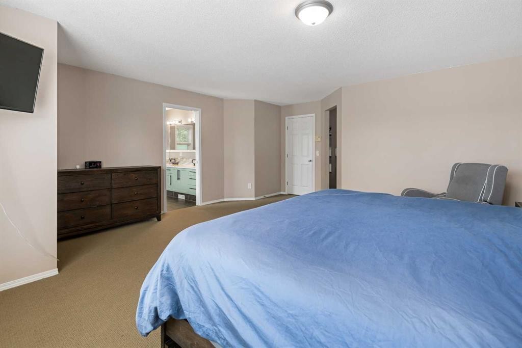 60 Chapala Square Se, Calgary, AB