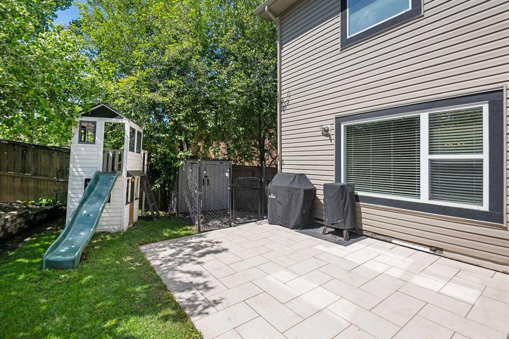 60 Chapala Square Se, Calgary, AB