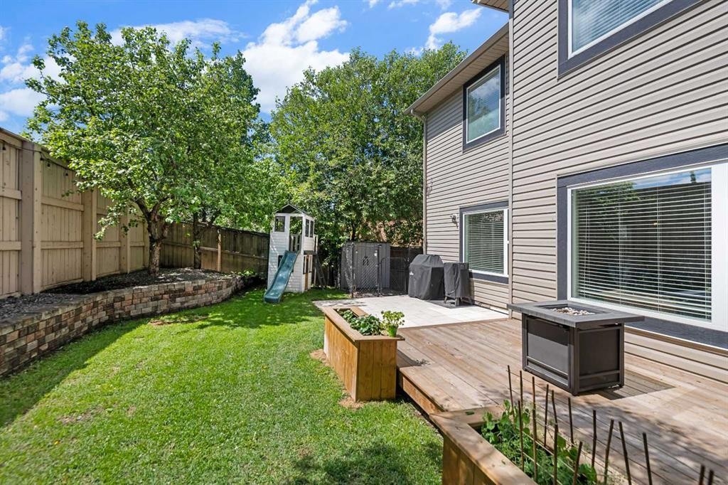 60 Chapala Square Se, Calgary, AB
