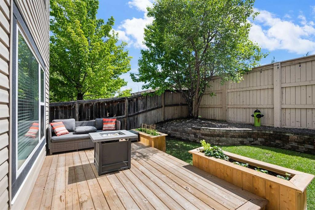 60 Chapala Square Se, Calgary, AB