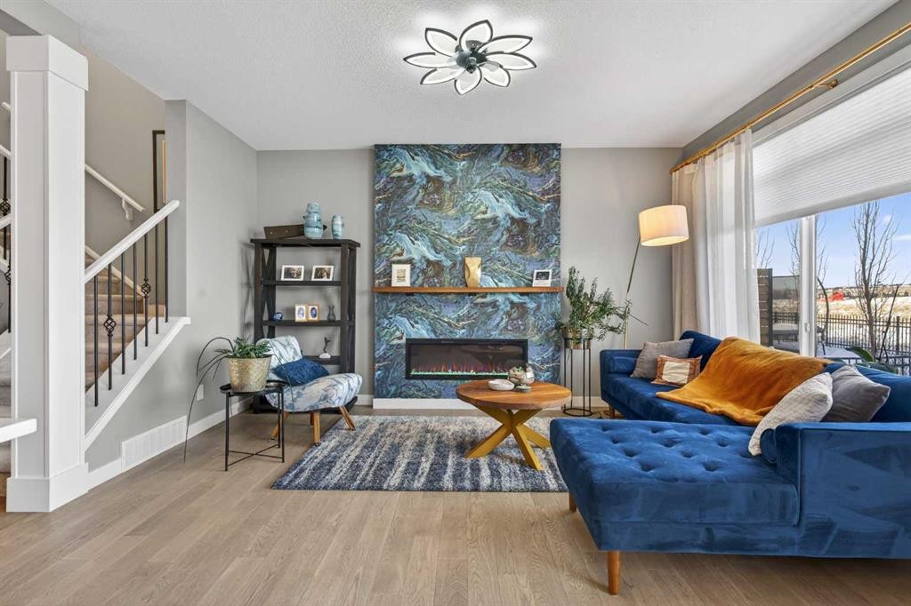188 Sunrise Common, Cochrane, AB