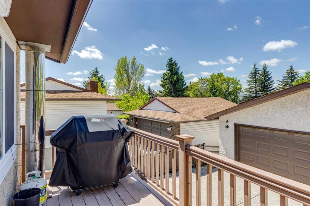 215 Silver Valley Rise Nw, Calgary, AB - Outdoor With Deck Patio Veranda With Exterior