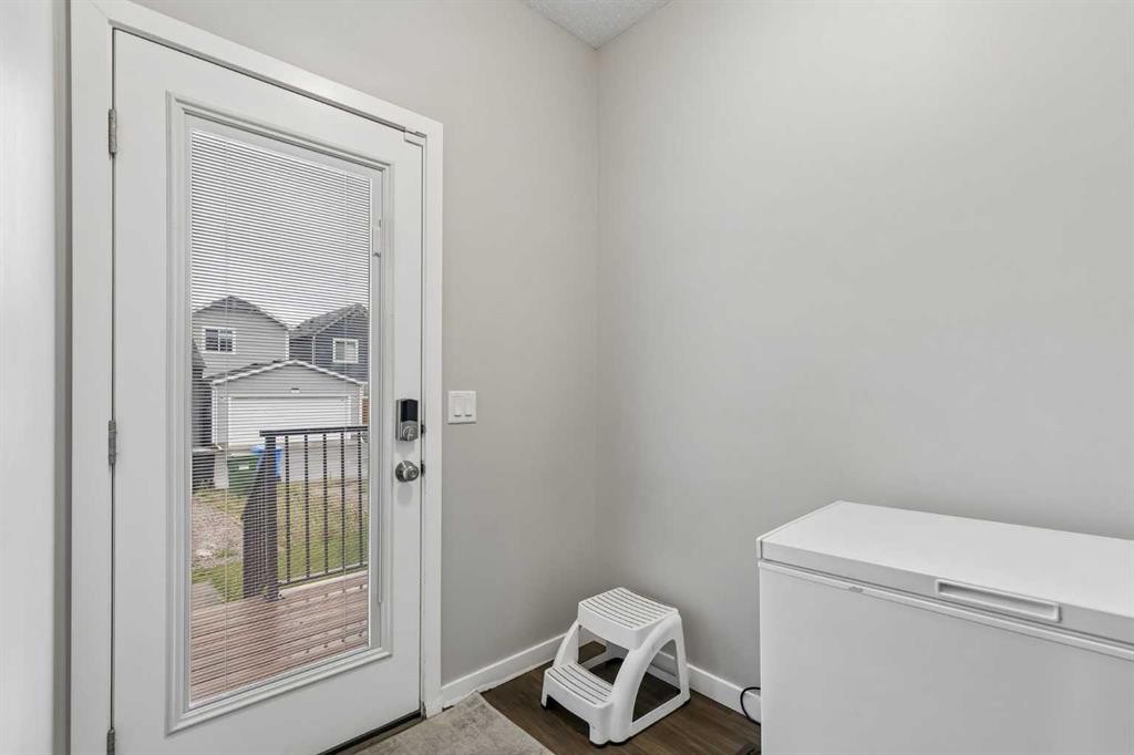 291 Magnolia Square Se, Calgary, AB
