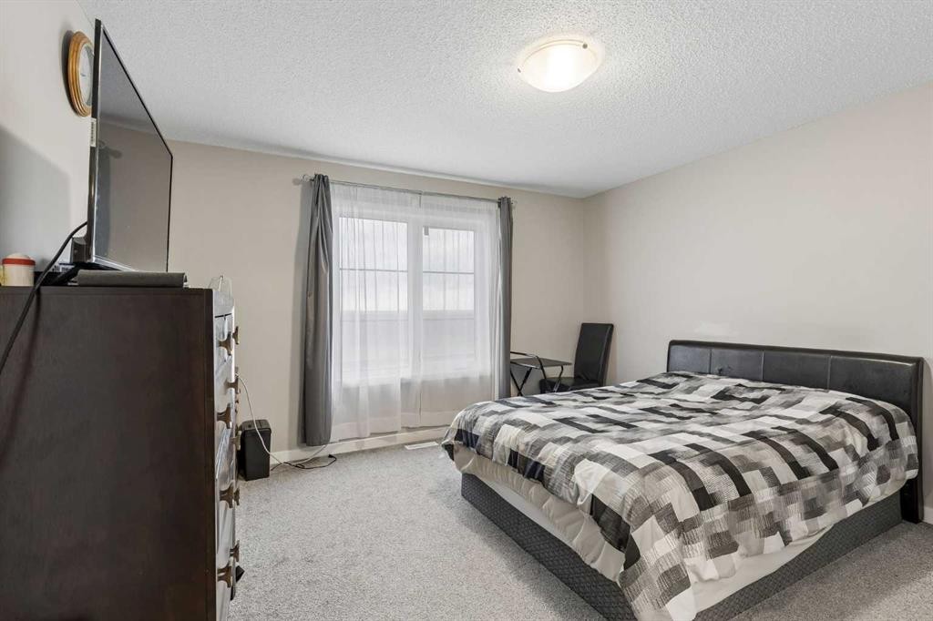 291 Magnolia Square Se, Calgary, AB