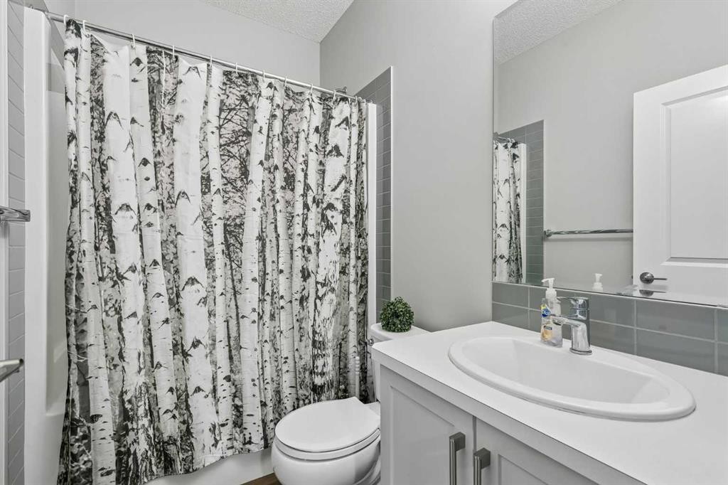 291 Magnolia Square Se, Calgary, AB