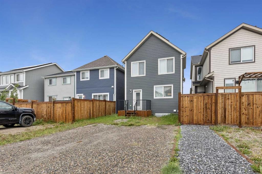 291 Magnolia Square Se, Calgary, AB