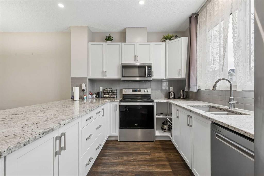291 Magnolia Square Se, Calgary, AB