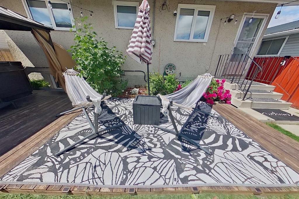 3232 Doverville Crescent Se, Calgary, AB - Outdoor