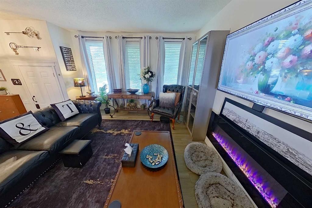 3232 Doverville Crescent Se, Calgary, AB - Indoor
