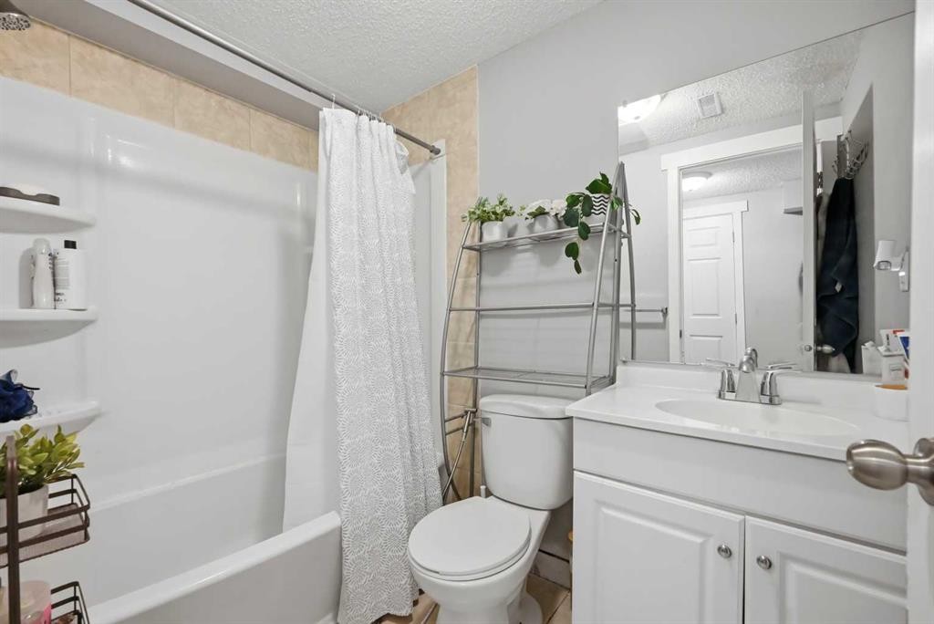 11-1155 Falconridge Drive Ne, Calgary, AB