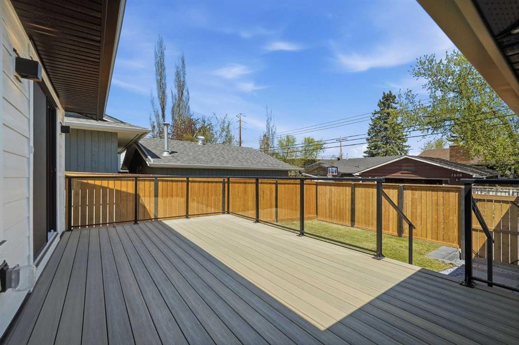 60 Lake Lucerne Close Se, Calgary, AB - Outdoor With Deck Patio Veranda With Exterior