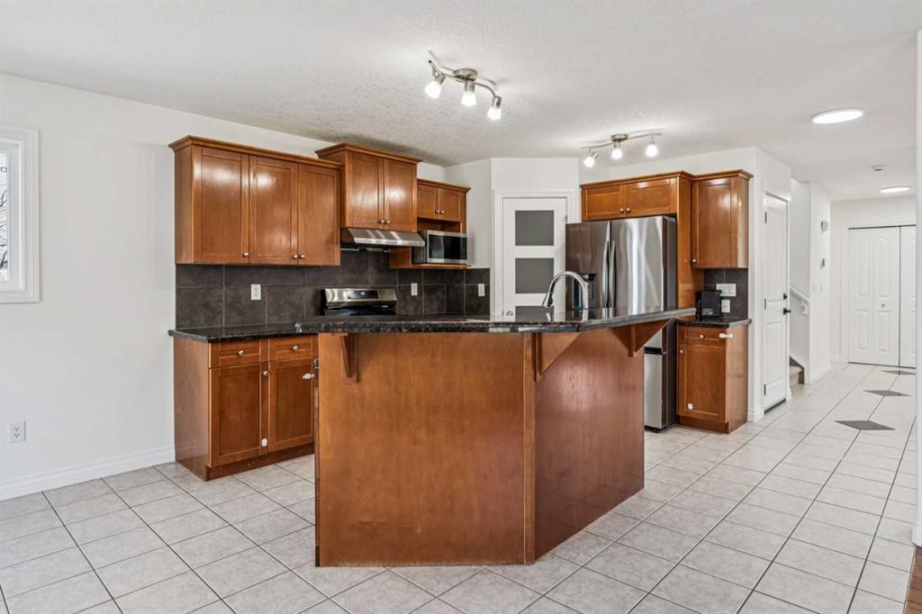 22 Sherwood Cove Nw, Calgary, AB