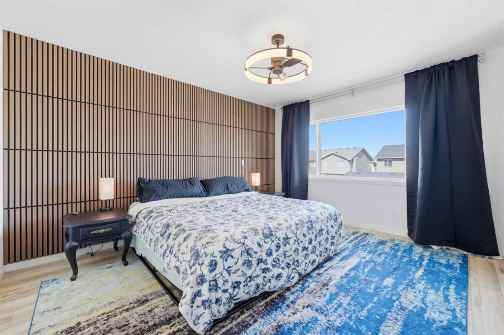 2 Birch Glen, Okotoks, AB