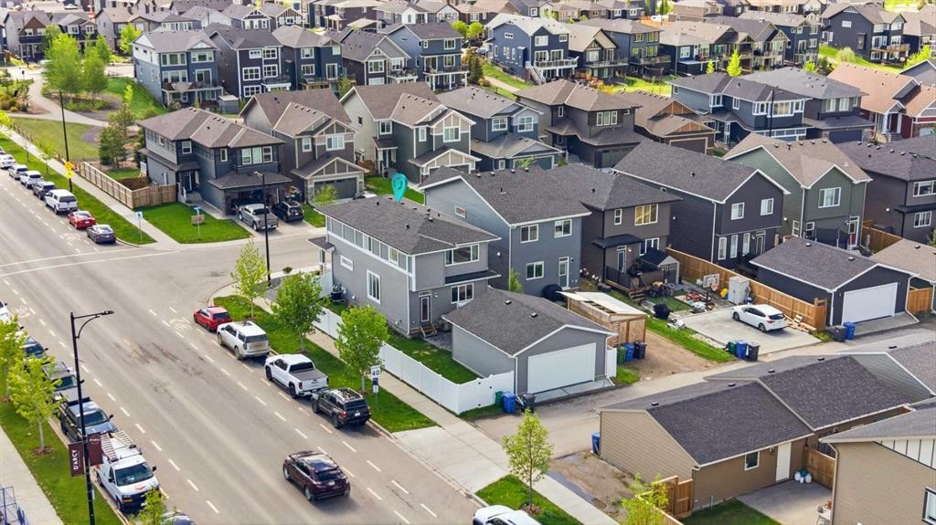 2 Birch Glen, Okotoks, AB