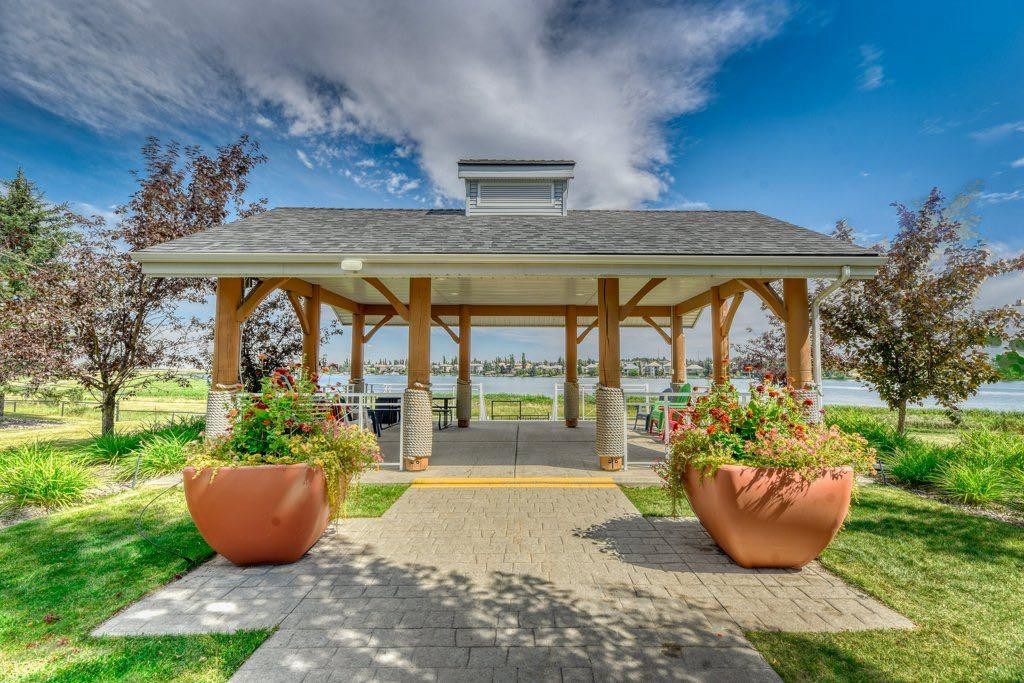 201-390 Marina Drive, Chestermere, AB