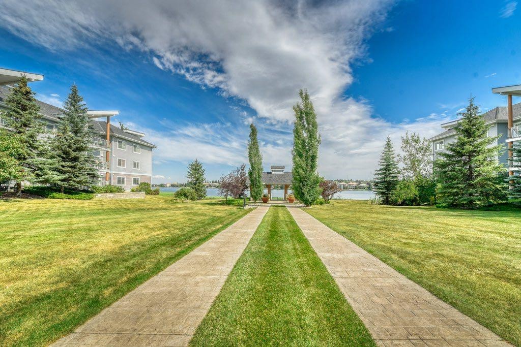 201-390 Marina Drive, Chestermere, AB