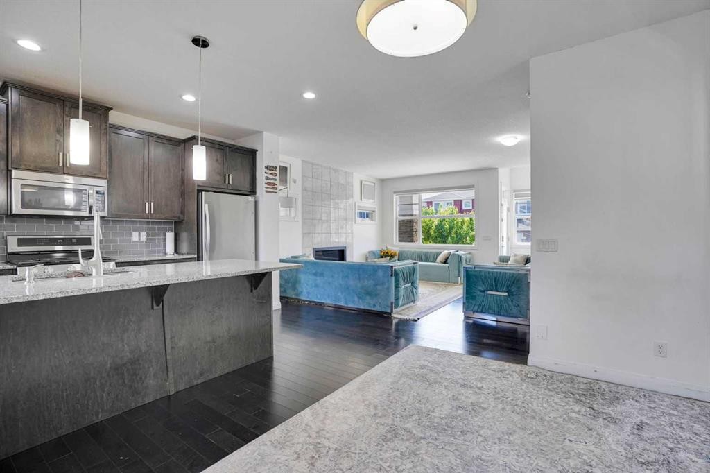 158 Redstone Common Ne, Calgary, AB