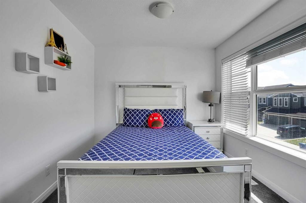 158 Redstone Common Ne, Calgary, AB