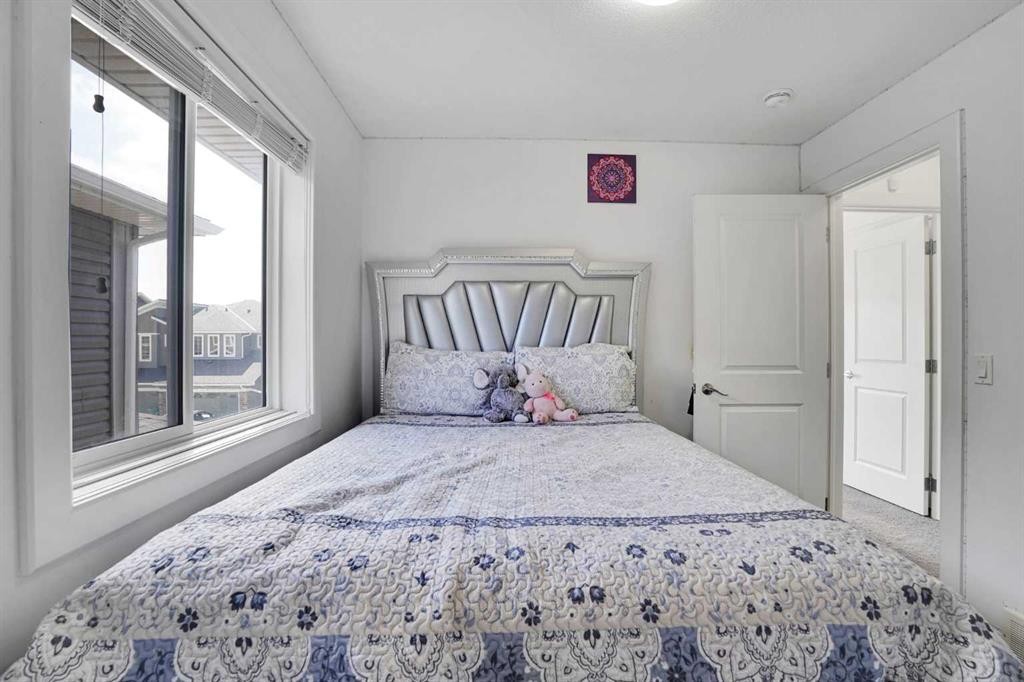 158 Redstone Common Ne, Calgary, AB