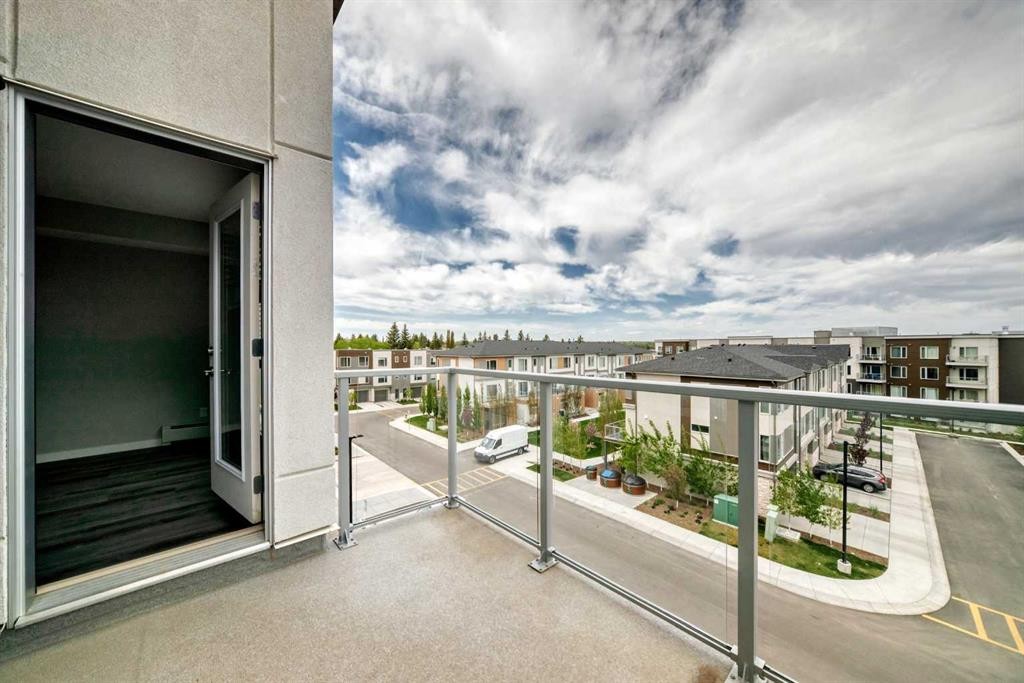 403-200 Shawnee Square Sw, Calgary, AB