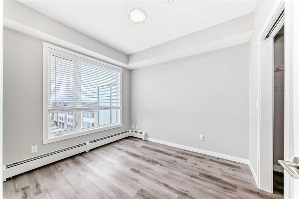 403-200 Shawnee Square Sw, Calgary, AB