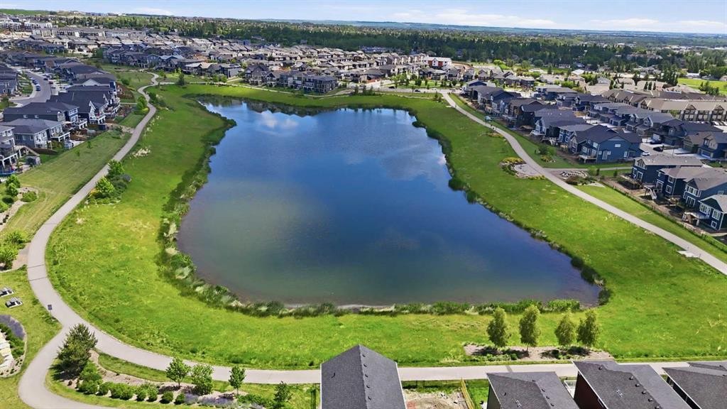 152 Threepoint Cove, Okotoks, AB