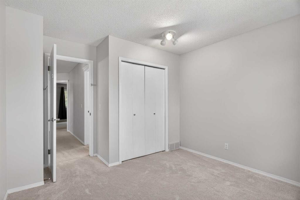 60 Scandia Hill Nw, Calgary, AB