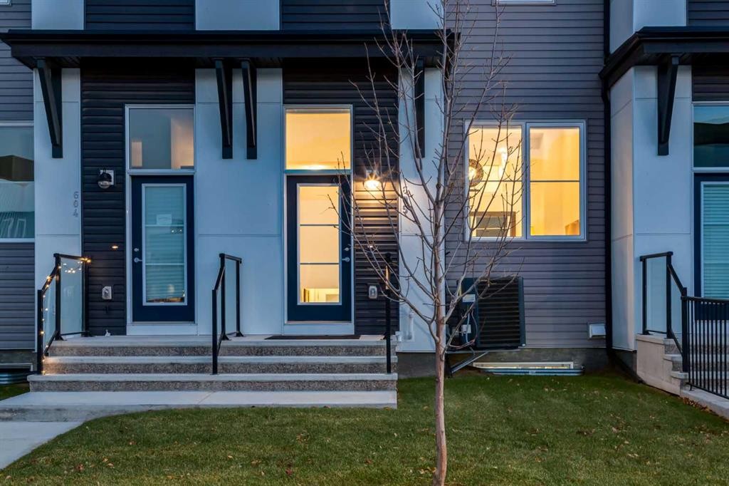 605-474 Seton Circle Se, Calgary, AB - Outdoor With Balcony