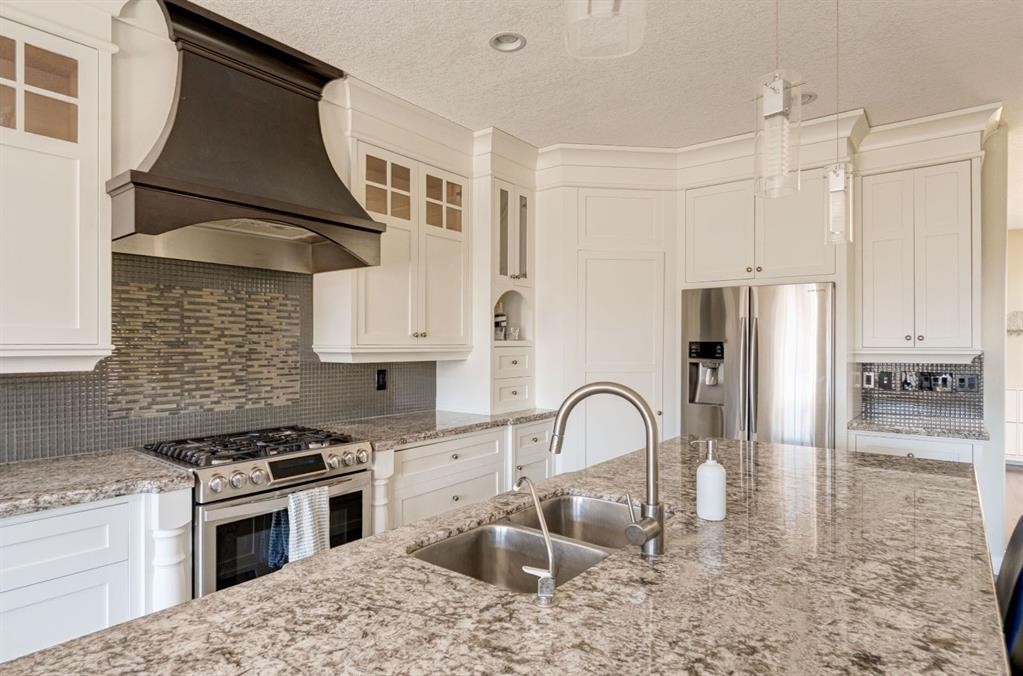 3529 3 Avenue Sw, Calgary, AB