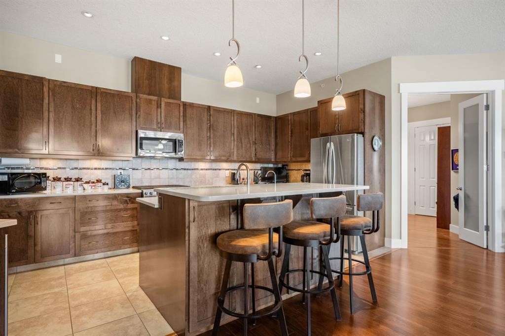 404-4 Hemlock Crescent Sw, Calgary, AB