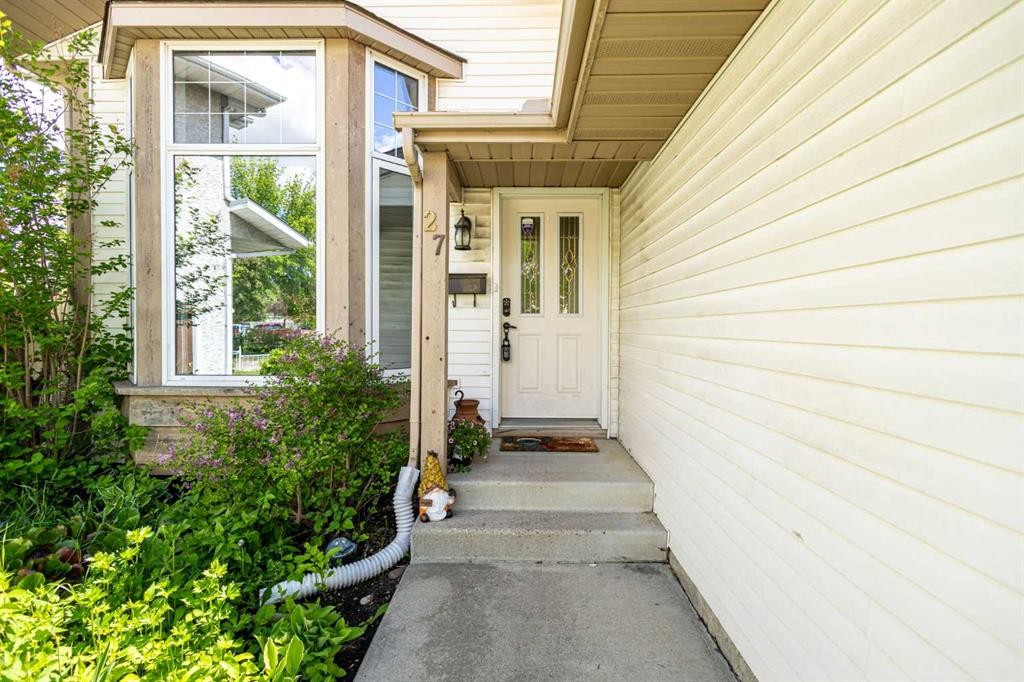 27 Erin Green Place Se, Calgary, AB