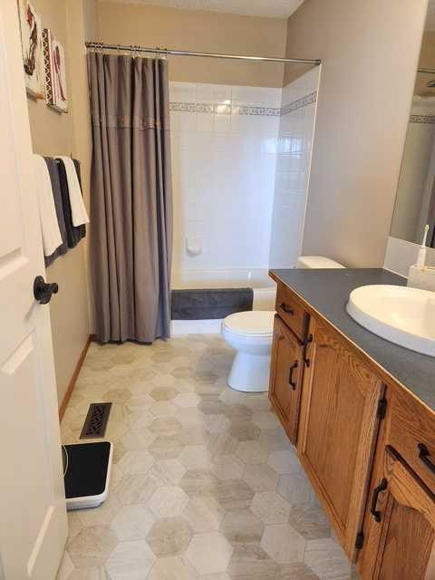 194 Arbour Stone Rise Nw, Calgary, AB