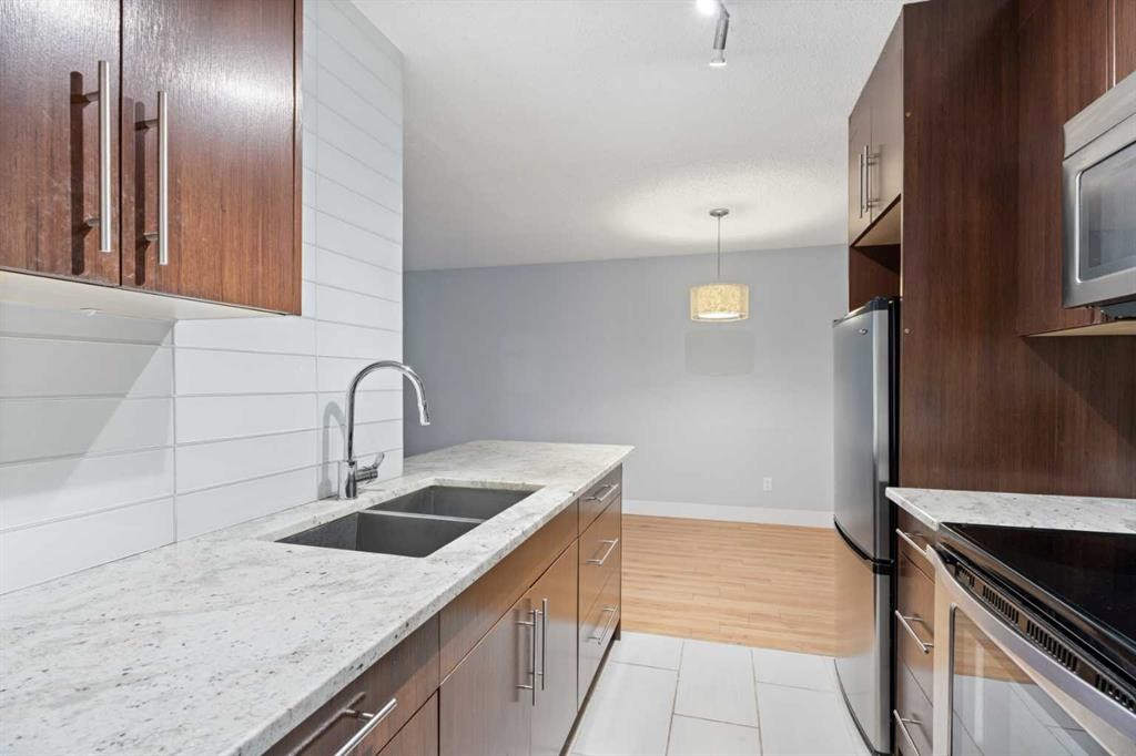 208-819 4A Street Ne, Calgary, AB