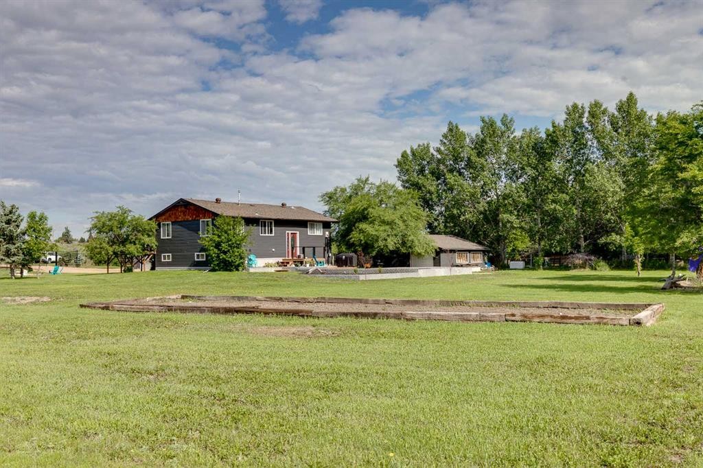 103 Pinter Road, Drumheller, AB