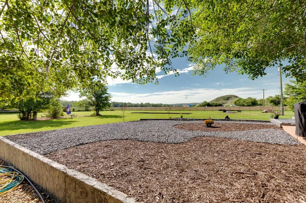 103 Pinter Road, Drumheller, AB