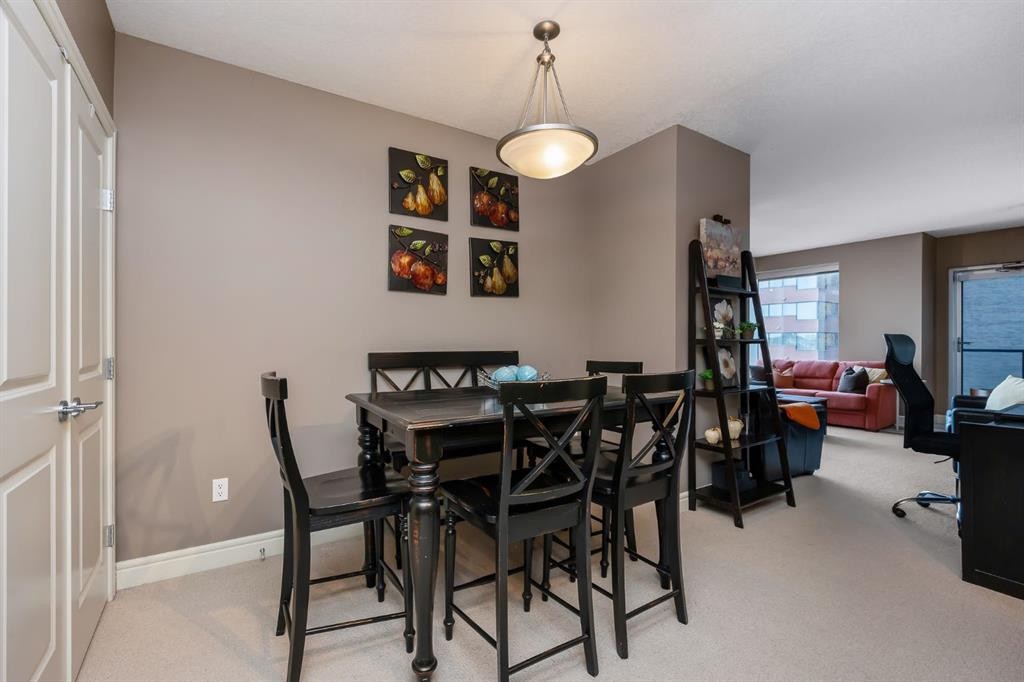 1005-910 5 Avenue Sw, Calgary, AB