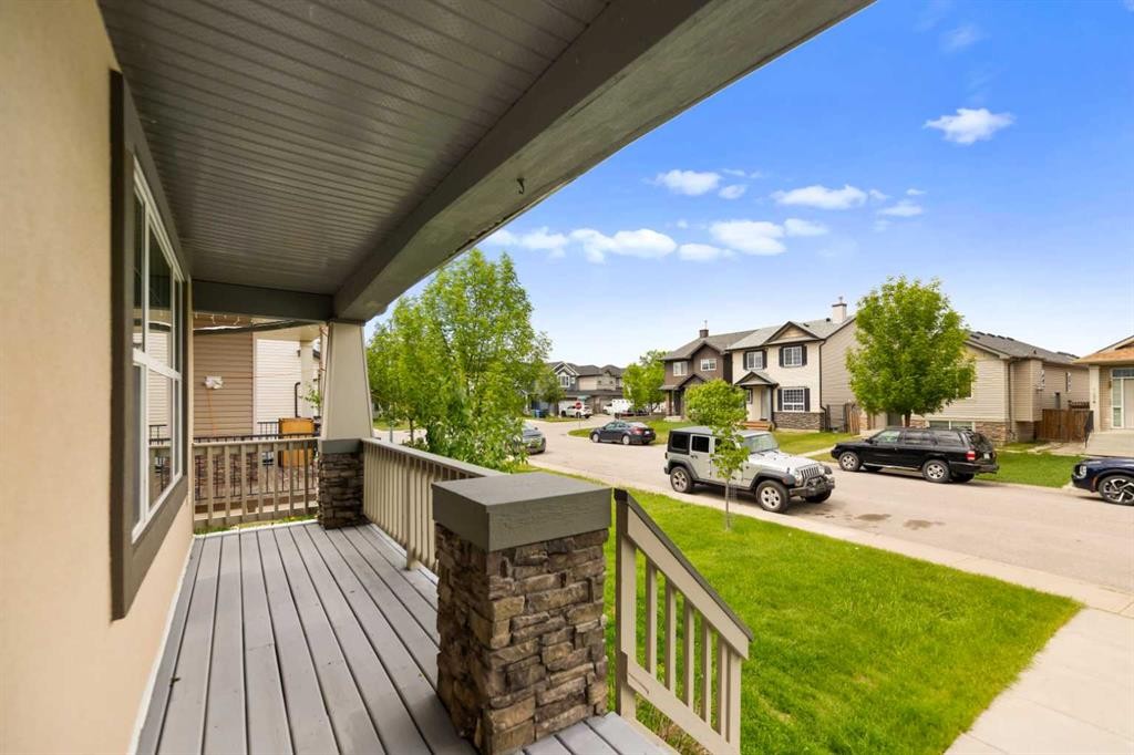11 Saddlebrook Gardens Ne, Calgary, AB