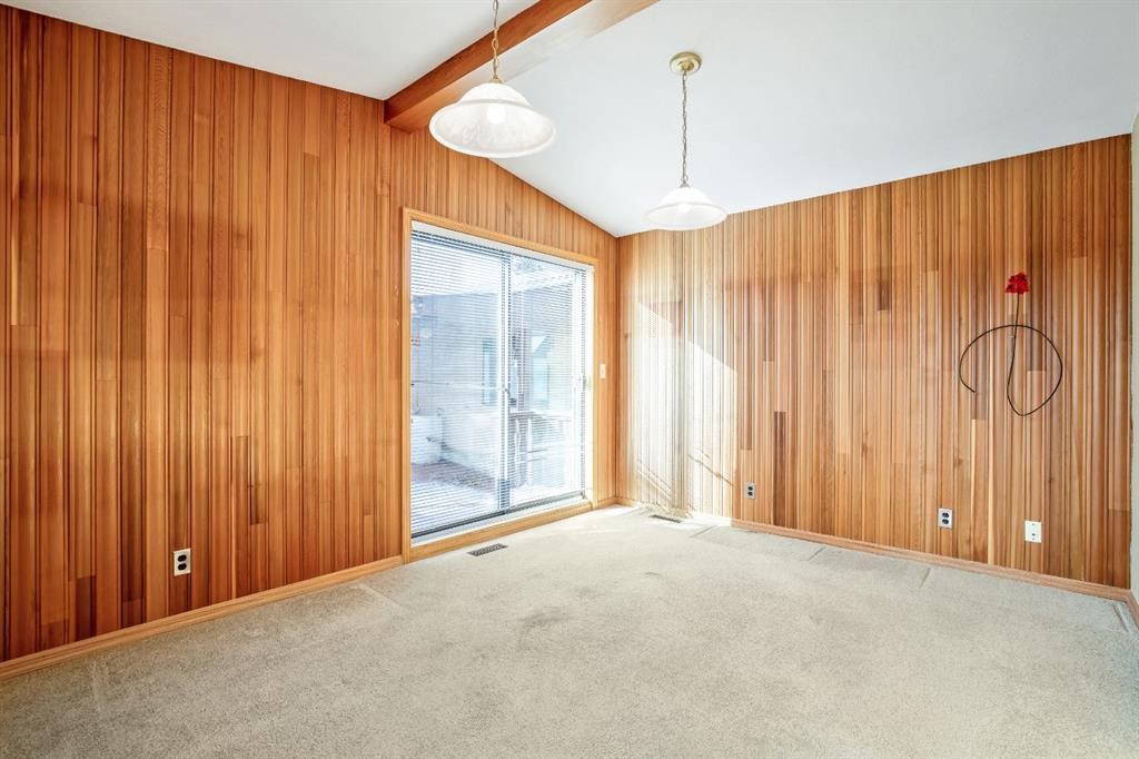 47 Montrose Crescent Ne, Calgary, AB