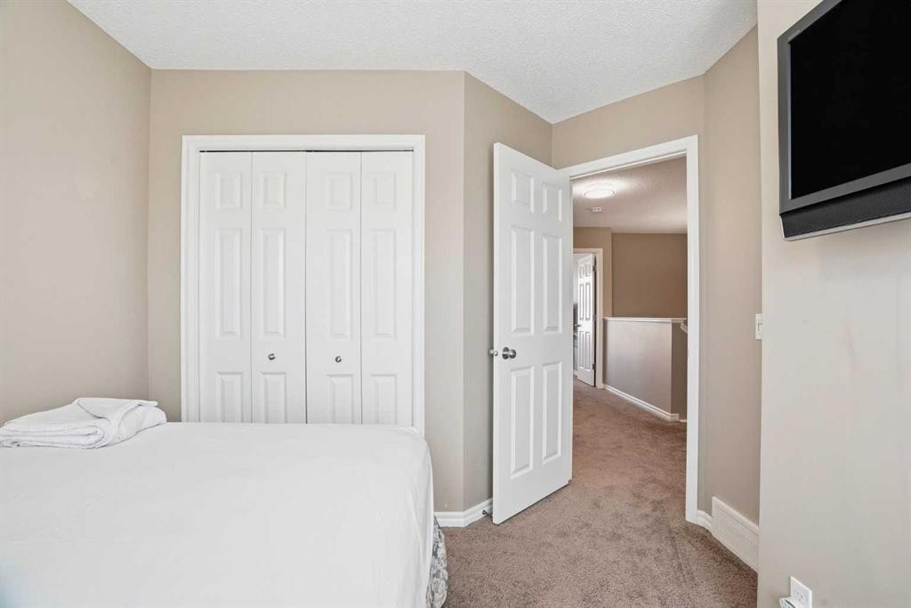267 Skyview Springs Gardens Ne, Calgary, AB