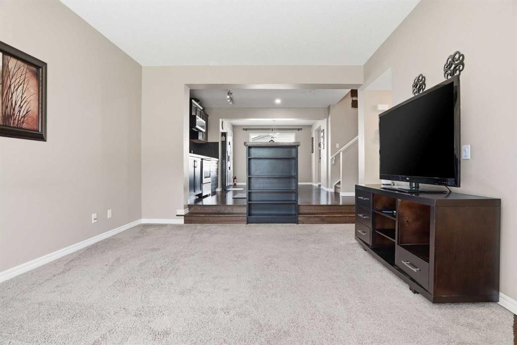 267 Skyview Springs Gardens Ne, Calgary, AB