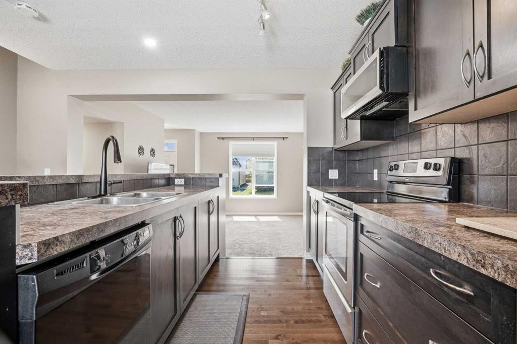 267 Skyview Springs Gardens Ne, Calgary, AB